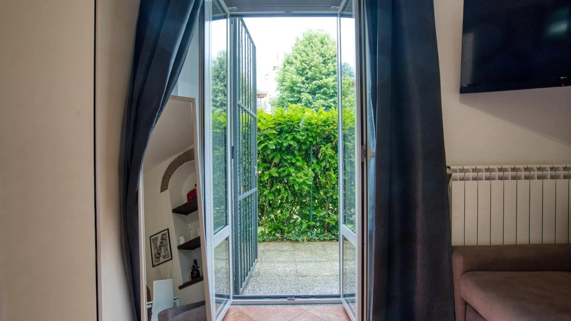 아파트 Dieghouse - Monolocale Con Cortile In Corte Lombarda Vicino Al Centro 몬차 이탈리아